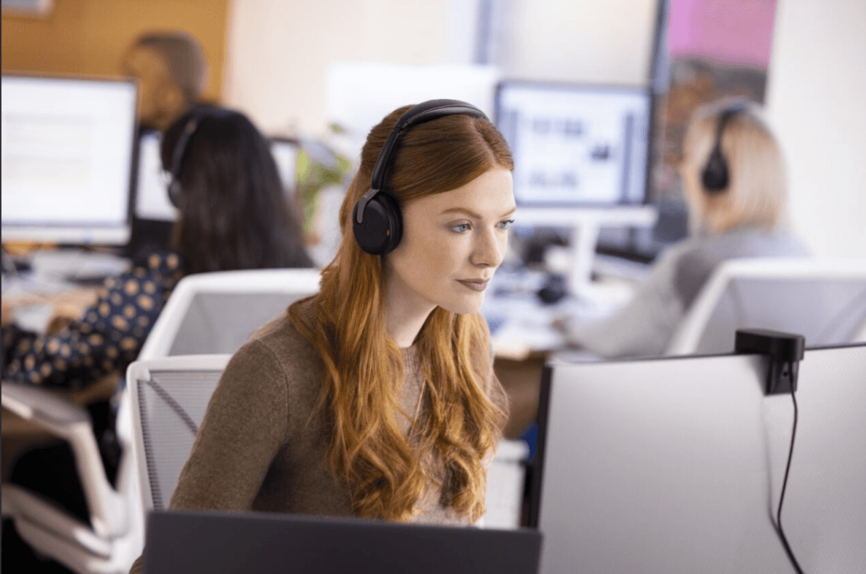 Escritórios corporativos e trabalho híbrido